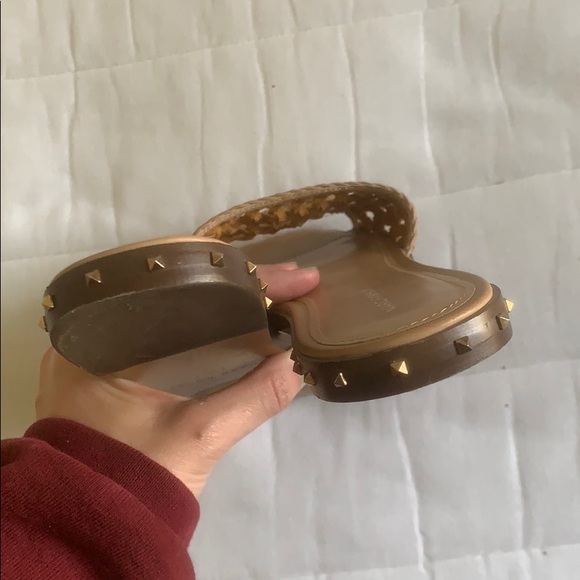 marc fisher leather slip ons - Picture 3 of 3